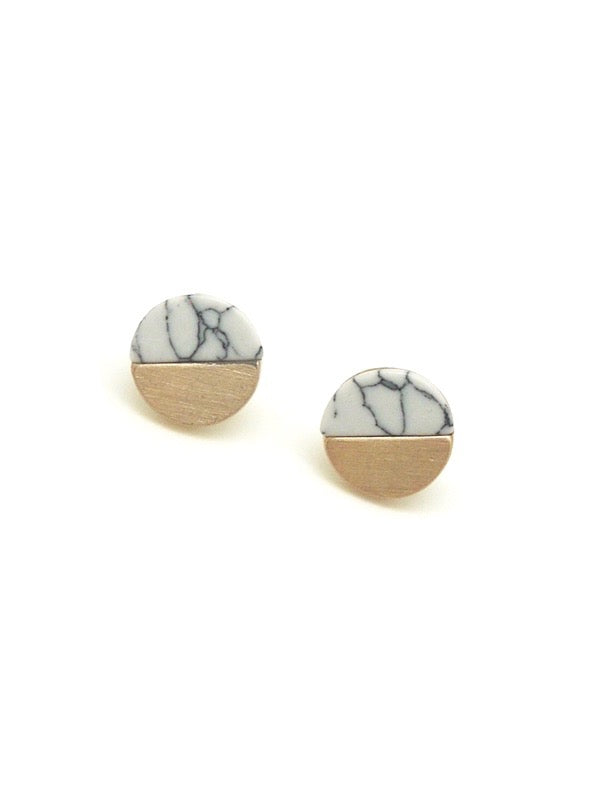 The Bailey Earring - White